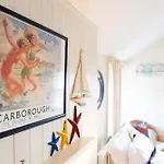Harbour View House Old Town Sea Views Sleeps 8 Semesterbostad Scarborough