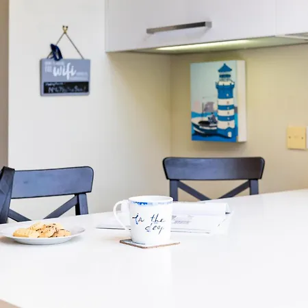 Harbour View House Old Town Sea Views Sleeps 8 * Scarborough