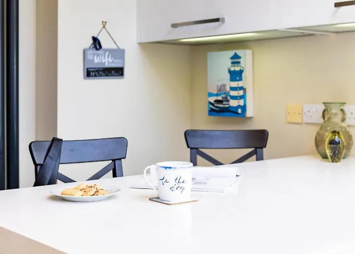 Harbour View House Old Town Sea Views Sleeps 8 * 스카버러