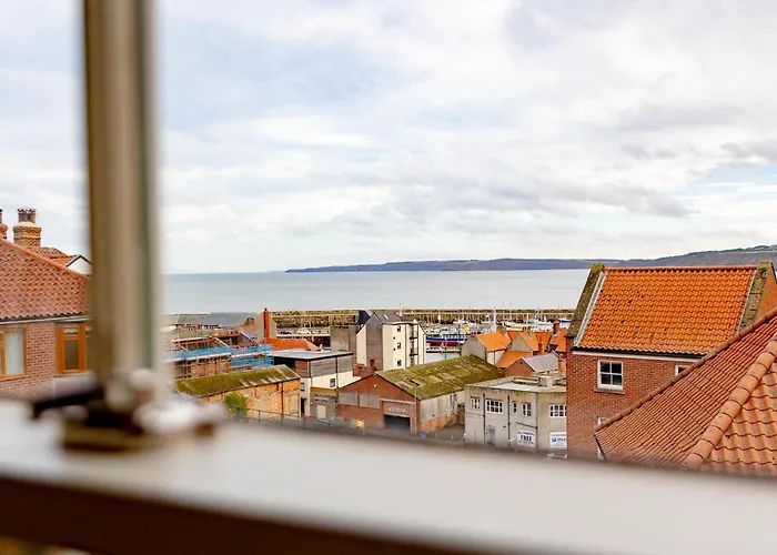 Harbour View House Old Town Sea Views Sleeps 8 스카버러