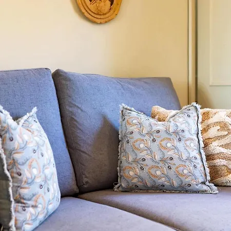 Harbour View House Old Town Sea Views Sleeps 8 بيت للعطل *